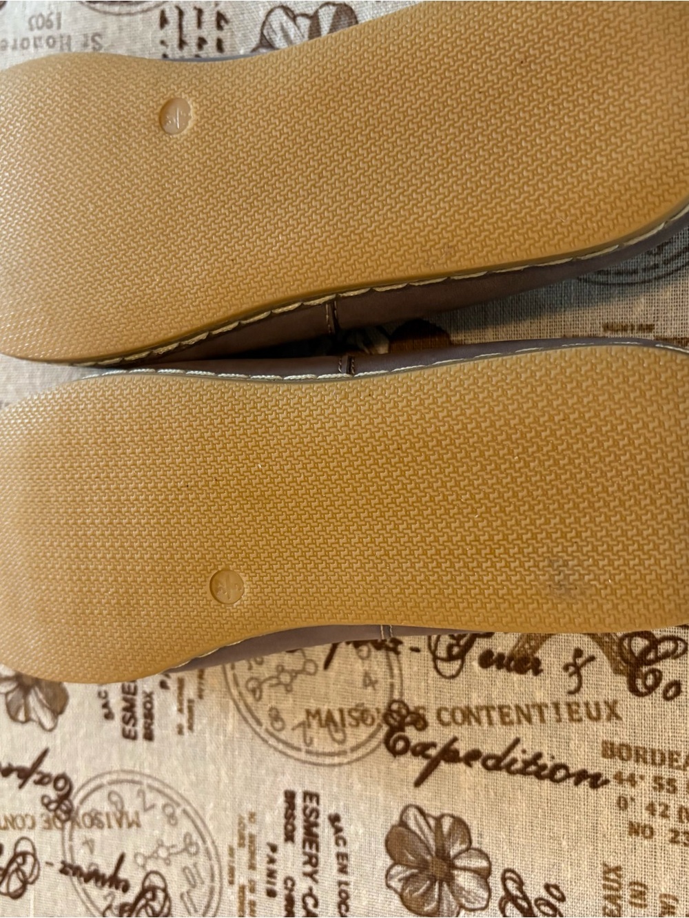 CHARIX Leather Slip-On Flats in Mauve Gray - Picture 5 of 7